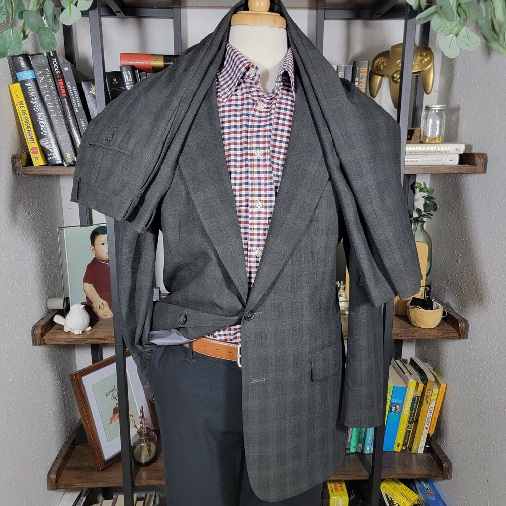 Hart Schaffner Marx Men's 2PC Suit Two Button Charcoal Wool Plaid Size 41L 33x32